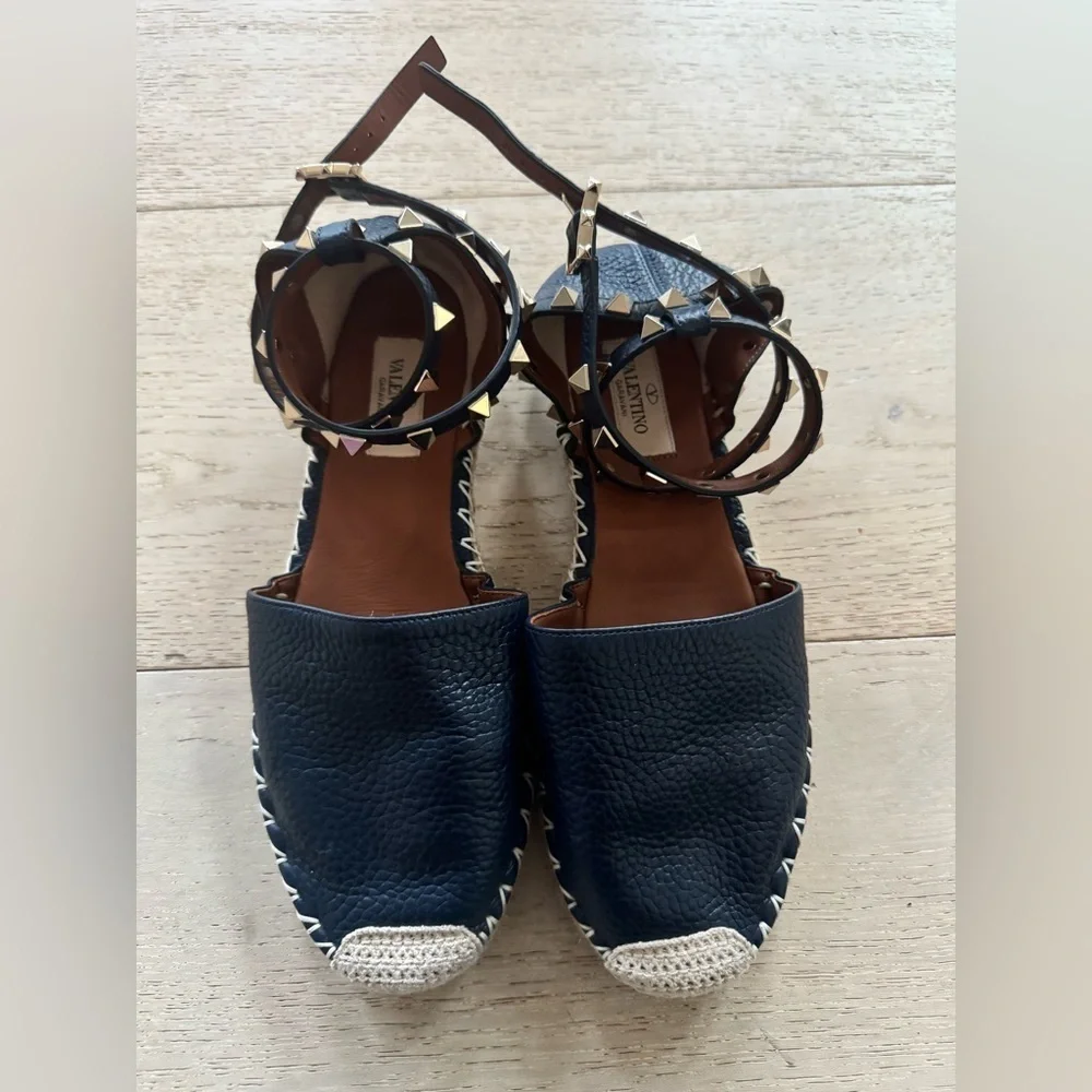Valentino Garavani Espadrille Flats 37 blue rock stud